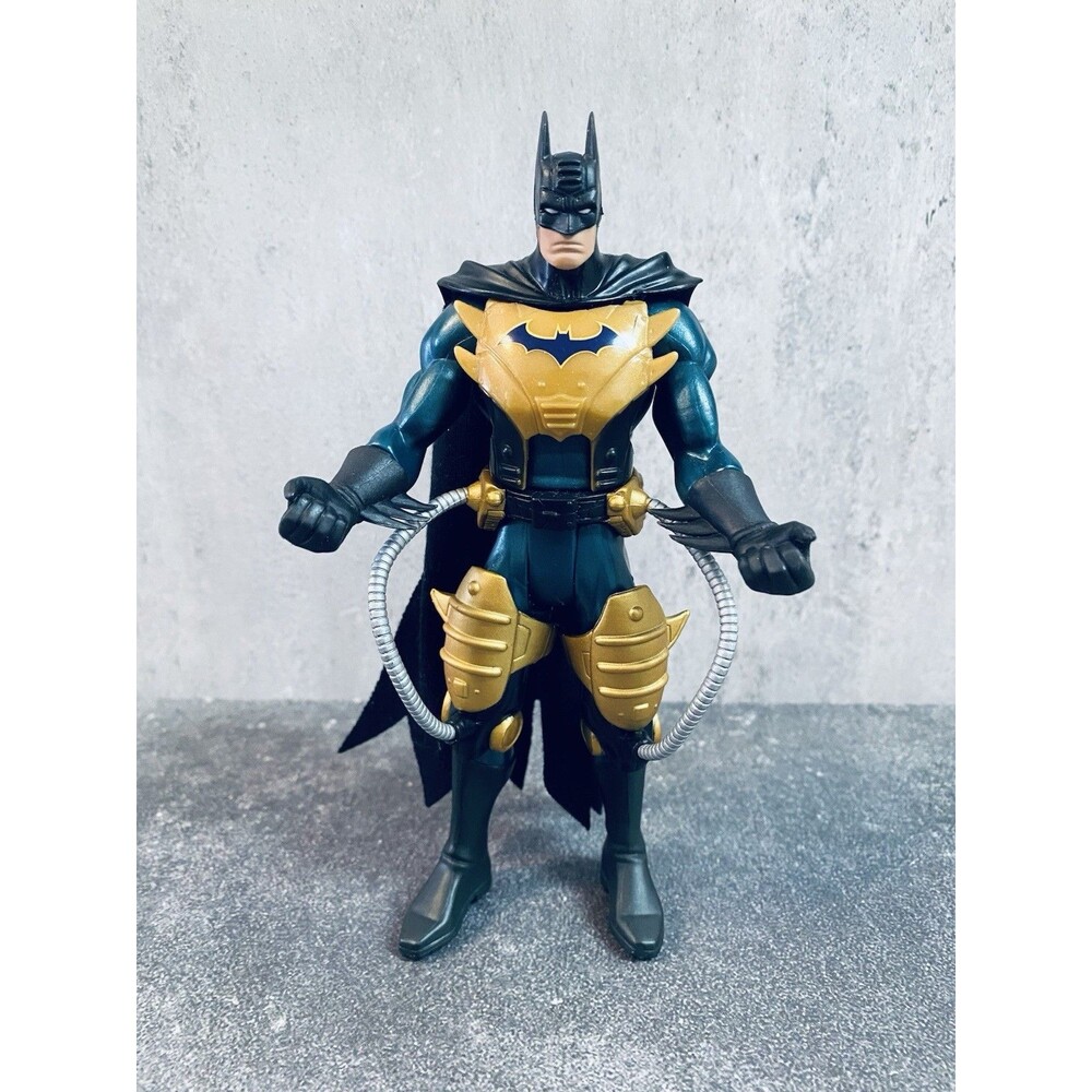 Vintage 2003 Kenner Legends of Batman Knightsend Batman Action Figure